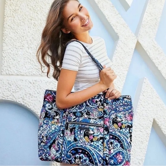 Vera Bradley Disney Mickeys Celebration XL Tote Bag -Rare Find~Sold Out~New Tag - Picture 1 of 6